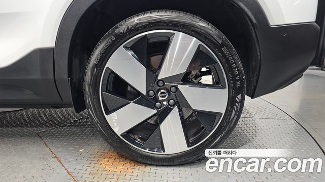 Volvo C40 2022 — photo 7