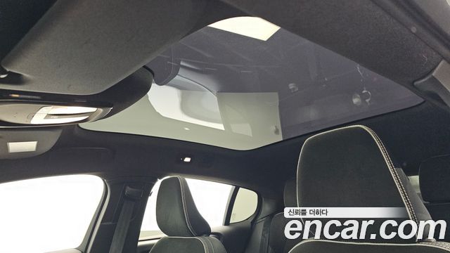 Volvo C40 2022 — photo 34