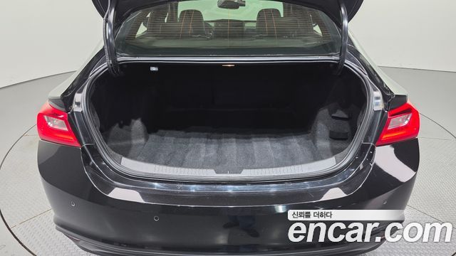 Chevrolet Korea Malibu 2018 — photo 16