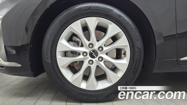 Kia K8 2022 — photo 5