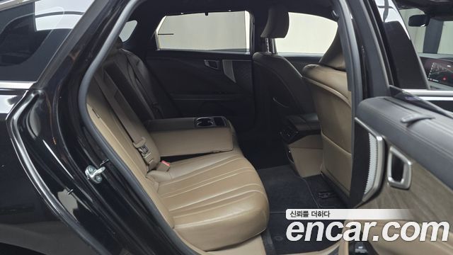 Kia K8 2022 — photo 17