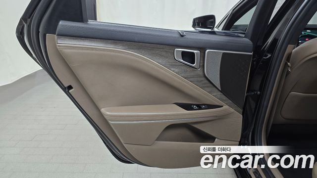 Kia K8 2022 — photo 15