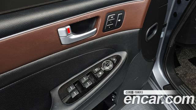 Hyundai Genesis 2014 — photo 16