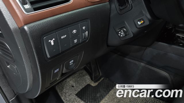 Hyundai Genesis 2014 — photo 19