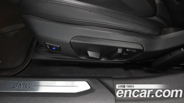 BMW 2-Series 2021 — photo 34