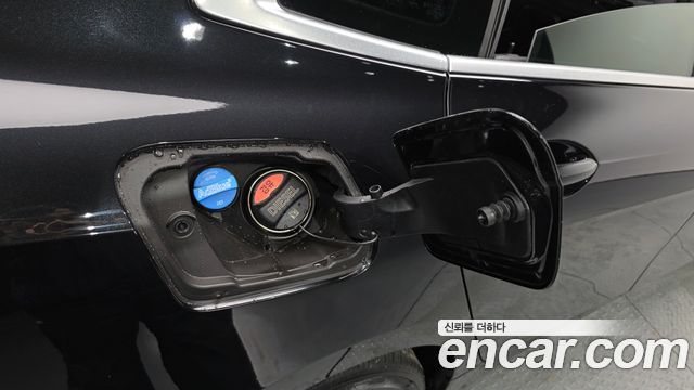 BMW 2-Series 2021 — photo 35