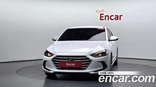 Hyundai AVANTE 2018 — photo 3