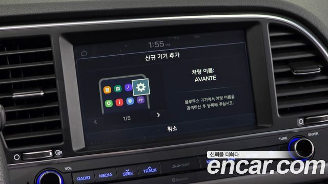 Hyundai AVANTE 2018 — photo 29