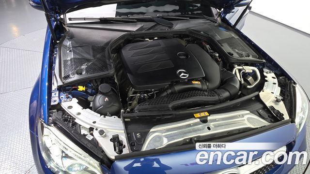 Mercedes-Benz C-Class 2022 — photo 6