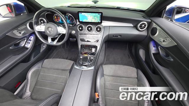 Mercedes-Benz C-Class 2022 — photo 10
