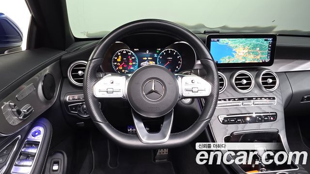 Mercedes-Benz C-Class 2022 — photo 19