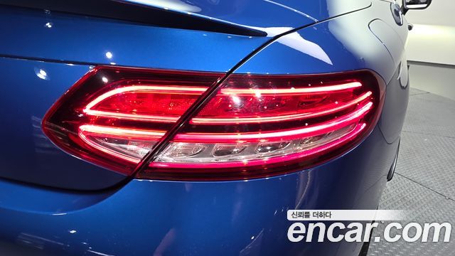 Mercedes-Benz C-Class 2022 — photo 9