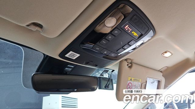 Kia Canival 2021 — photo 17
