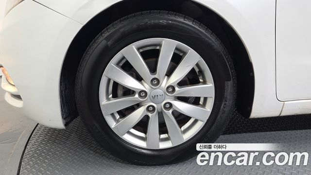Kia K3 2013 — photo 5
