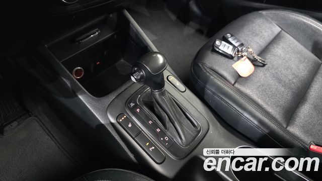 Kia K3 2013 — photo 12