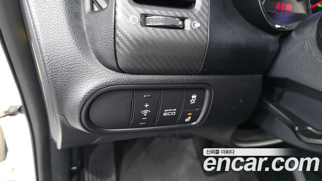 Kia K3 2013 — photo 25