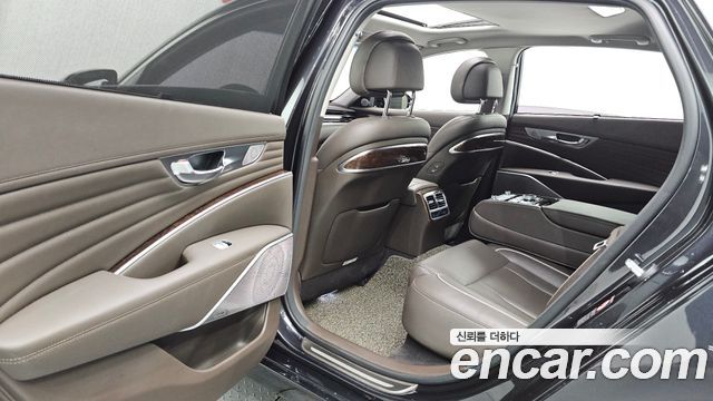Kia K9 2019 — photo 16
