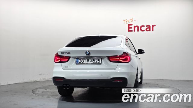 BMW Gran Turismo 2021 — photo 4