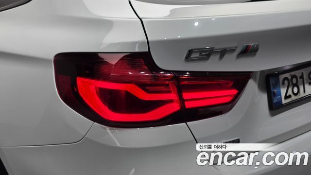 BMW Gran Turismo 2021 — photo 9