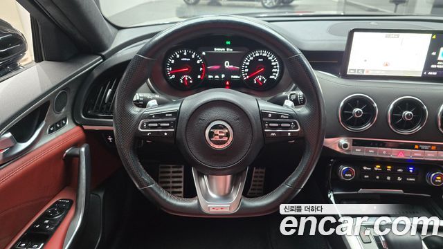 Kia Stinger 2021 — photo 13