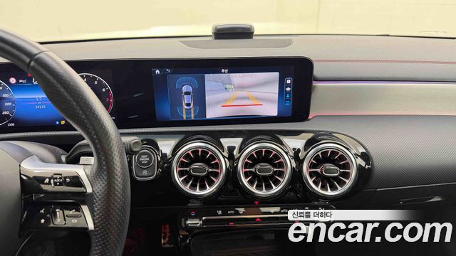 Mercedes-Benz CLA-Class 2025 — photo 15