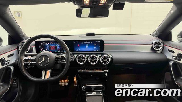Mercedes-Benz CLA-Class 2025 — photo 16