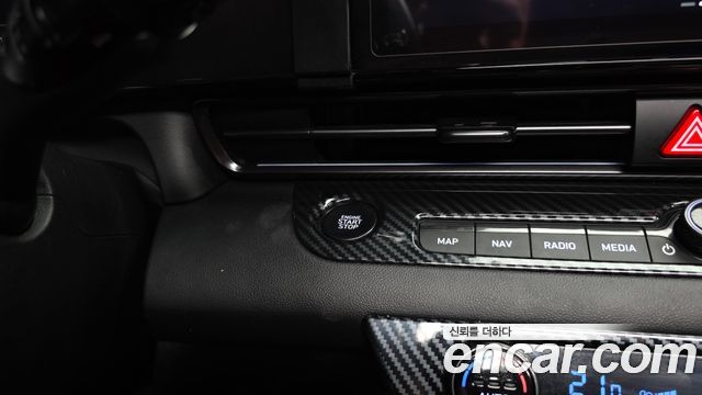 Hyundai AVANTE 2023 — photo 35