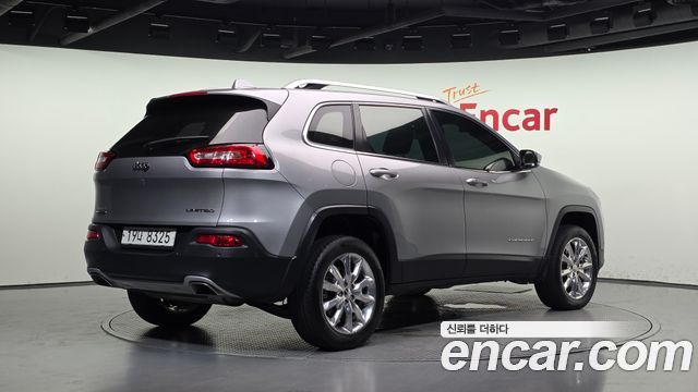 Jeep Cherokee 2016 — photo 2