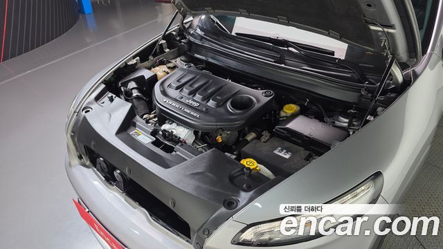 Jeep Cherokee 2016 — photo 6