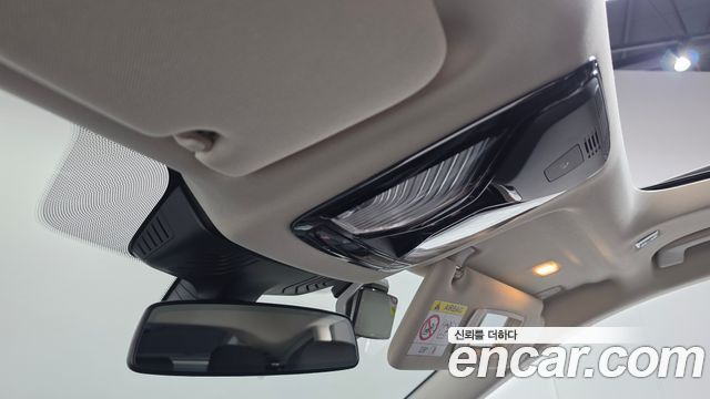 BMW Gran Turismo 2023 — photo 25