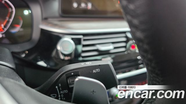 BMW Gran Turismo 2023 — photo 26