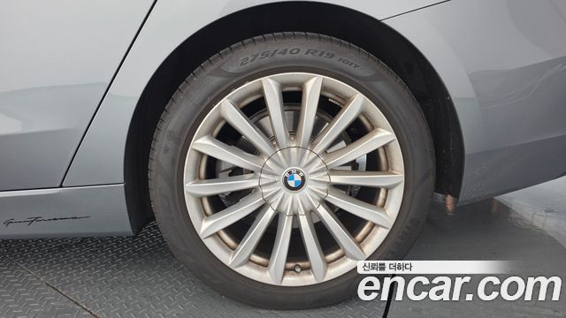 BMW Gran Turismo 2023 — photo 7