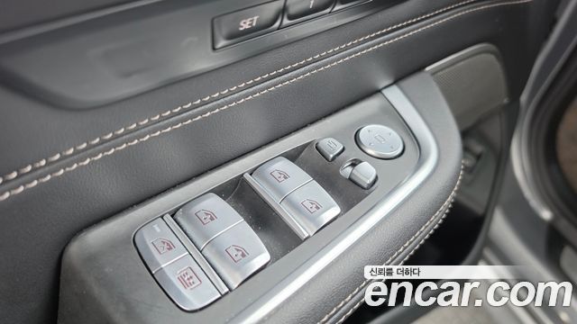 BMW Gran Turismo 2023 — photo 27