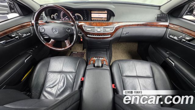 Mercedes-Benz S-Class 2009 — photo 7