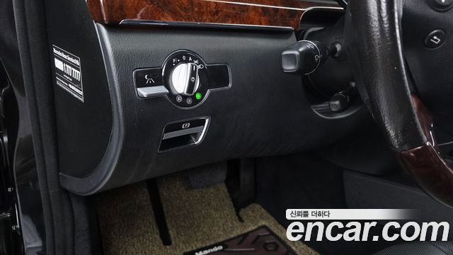 Mercedes-Benz S-Class 2009 — photo 18