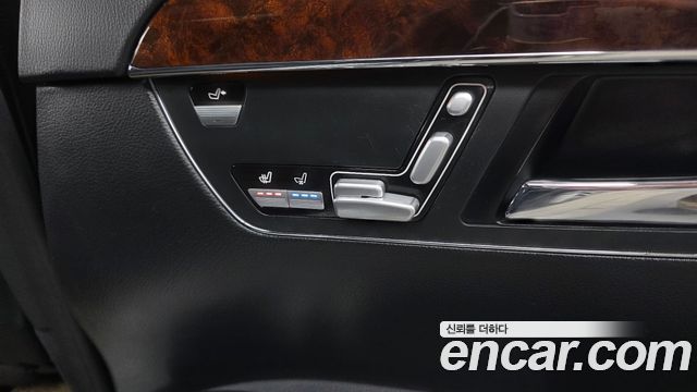 Mercedes-Benz S-Class 2009 — photo 19