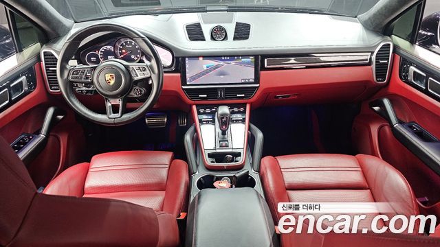 Porsche Cayenne 2020 — photo 10