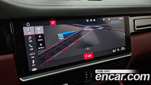 Porsche Cayenne 2020 — photo 20