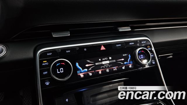 Genesis GV80 2023 — photo 24