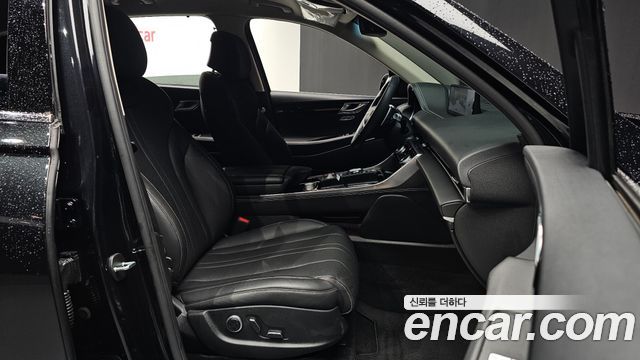 Genesis GV80 2023 — photo 16