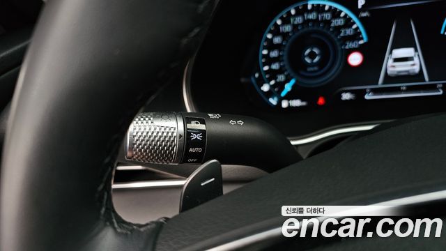 Genesis GV80 2023 — photo 29