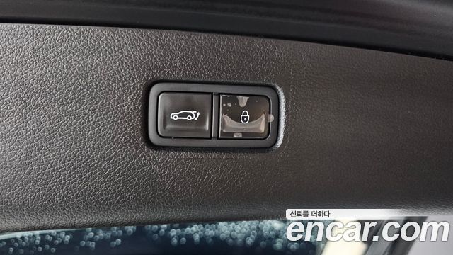 Genesis GV80 2023 — photo 31