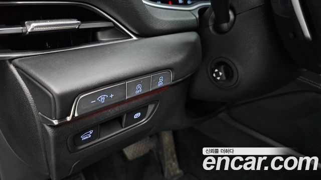Genesis GV80 2023 — photo 35