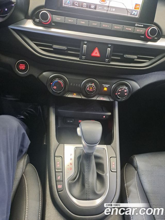 Kia K3 2022 — photo 12