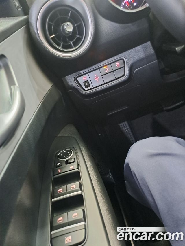Kia K3 2022 — photo 17