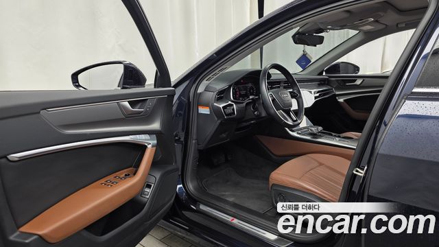 Audi A6 2021 — photo 13