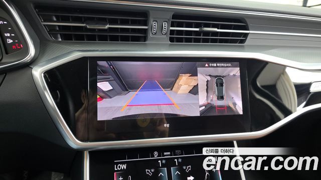 Audi A6 2021 — photo 21