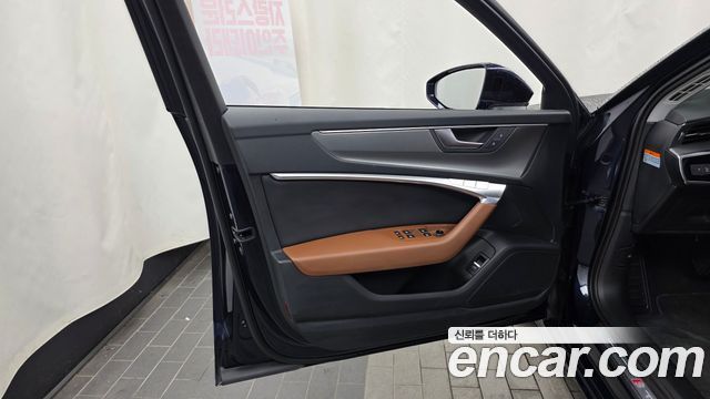 Audi A6 2021 — photo 14