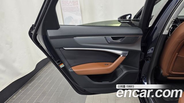 Audi A6 2021 — photo 15