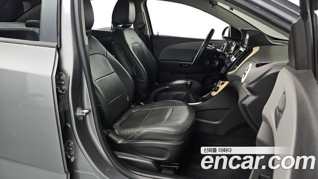Chevrolet Korea Aveo 2012 — photo 10
